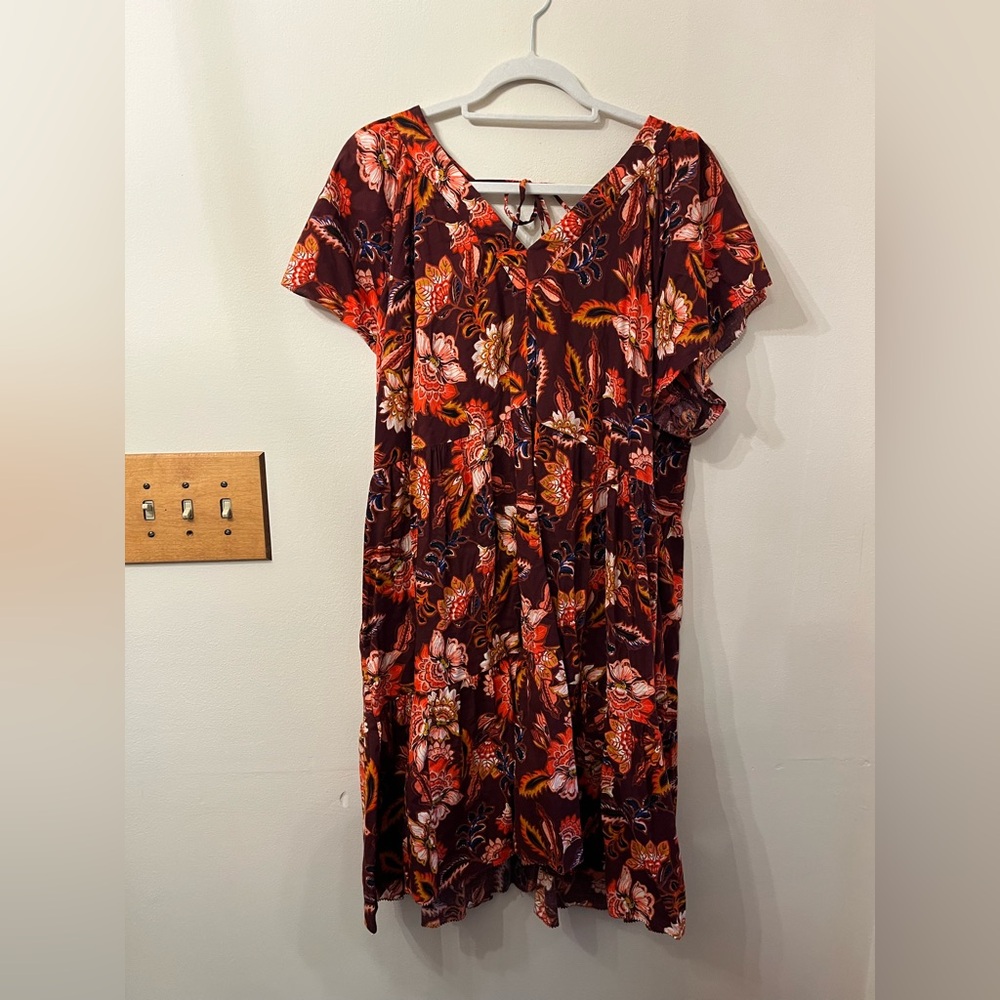 Old navy patterned dress